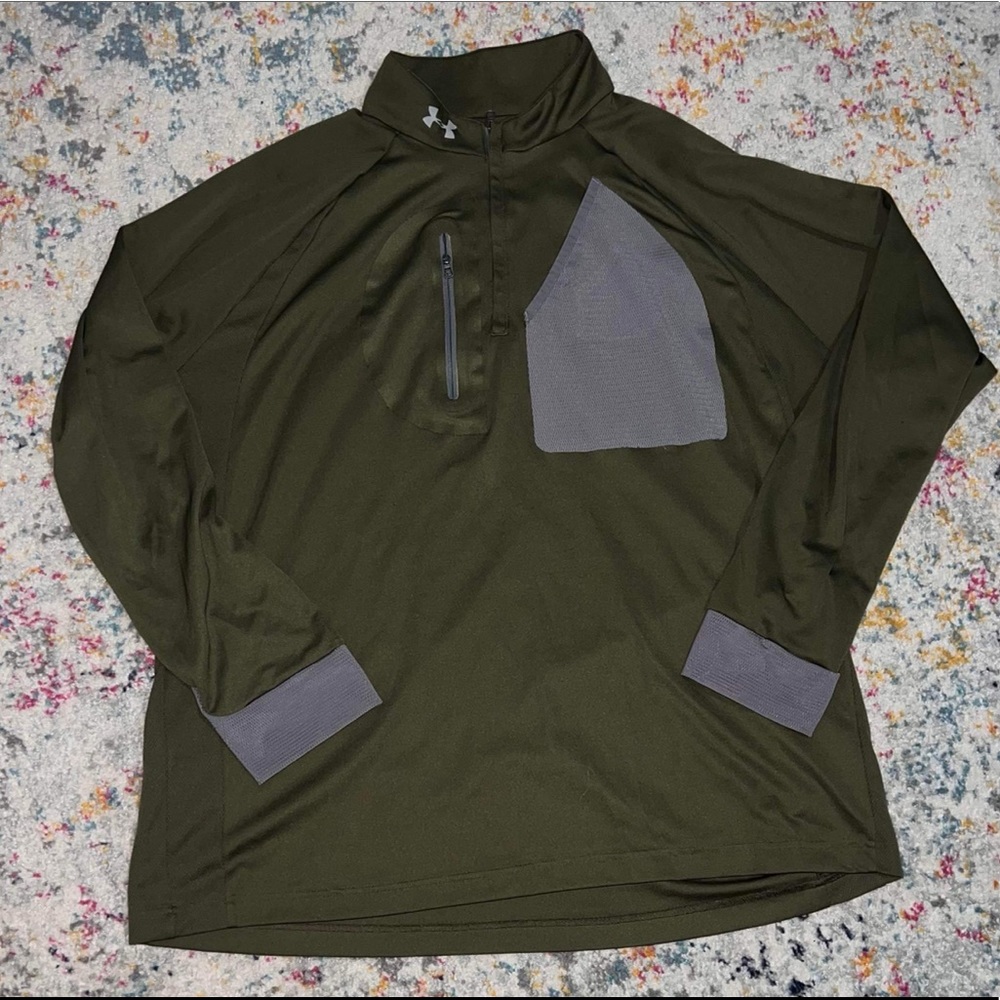 Long sleeve sweatshirt